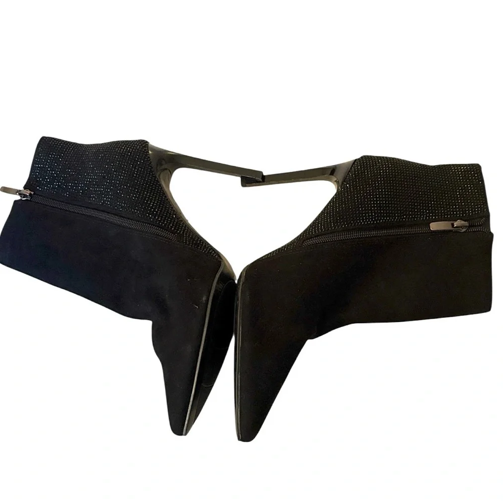 Nine West black faux suede and rhinestone ankle boots/booties, size 9.5